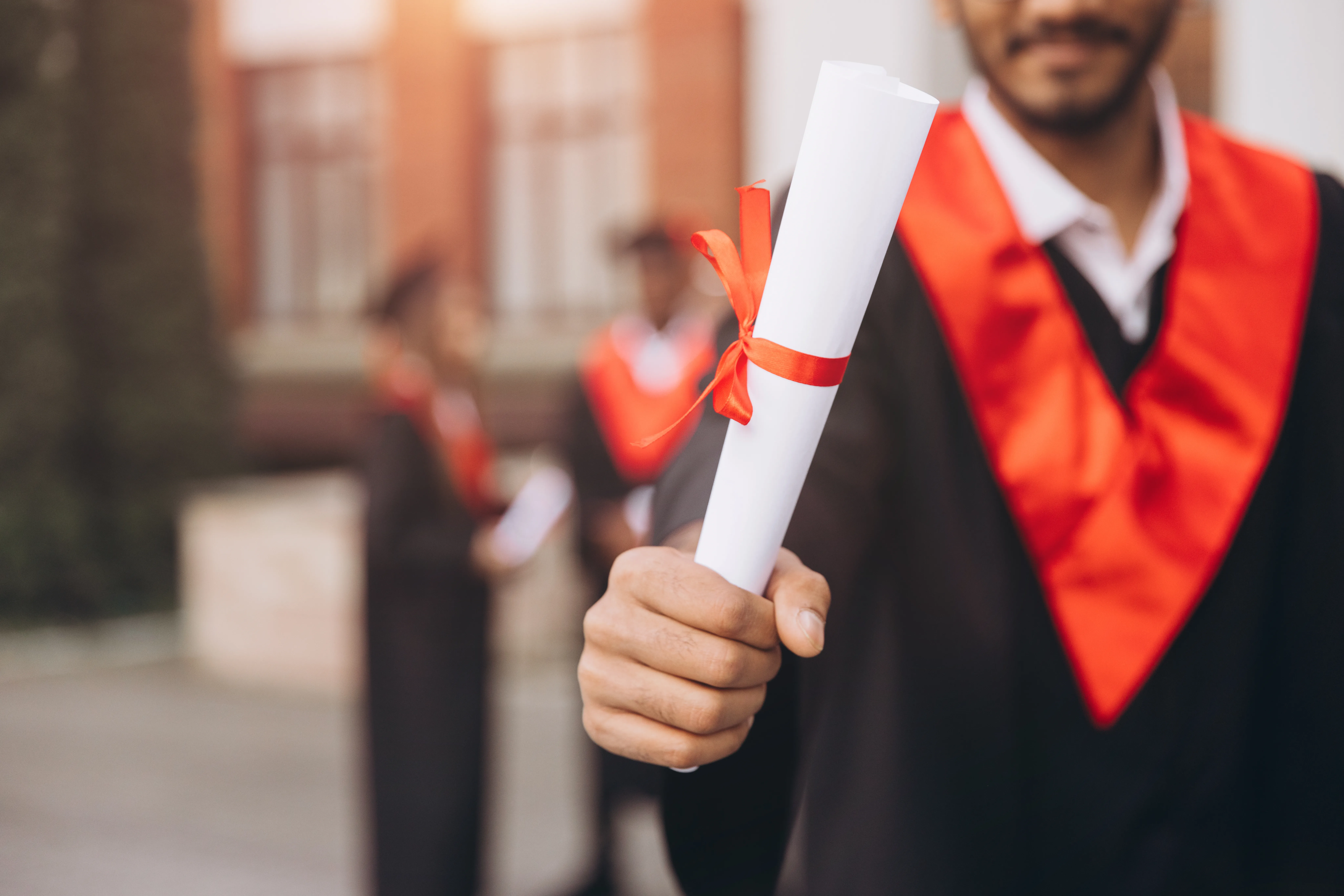 Weryfikacja dyplomów przez pracodawców bez zgody absolwenta. Koniec paragonów z NIP od 1 stycznia 2027 r. Wero i BLIK na europejskim rynku płatności.