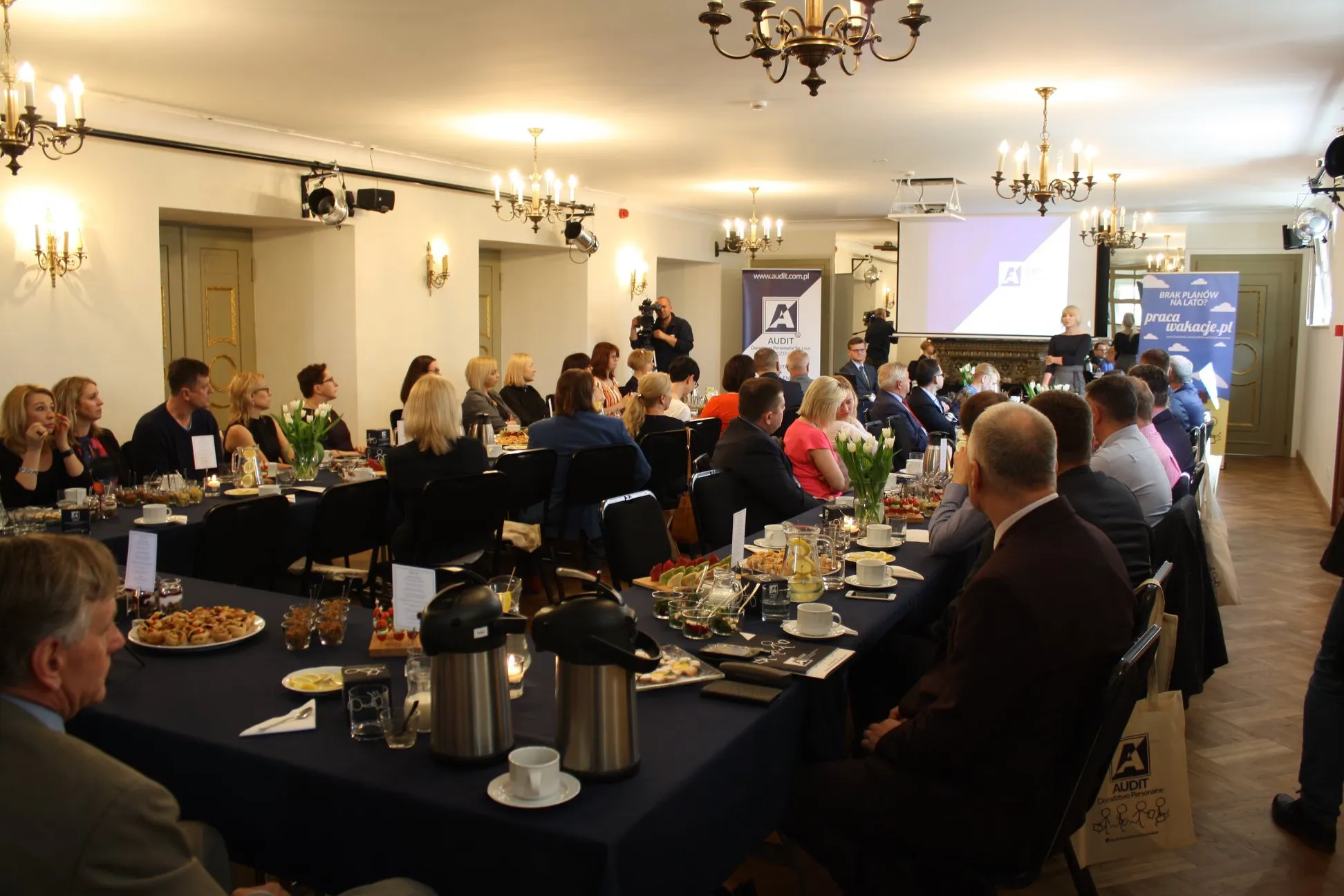 Managers' Breakfast with a theater in the background: Lubusz labor market - forecasts for entrepreneurs